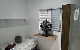 Quarto Privativo Proximo As Torres Do Itau E Expo Sp
